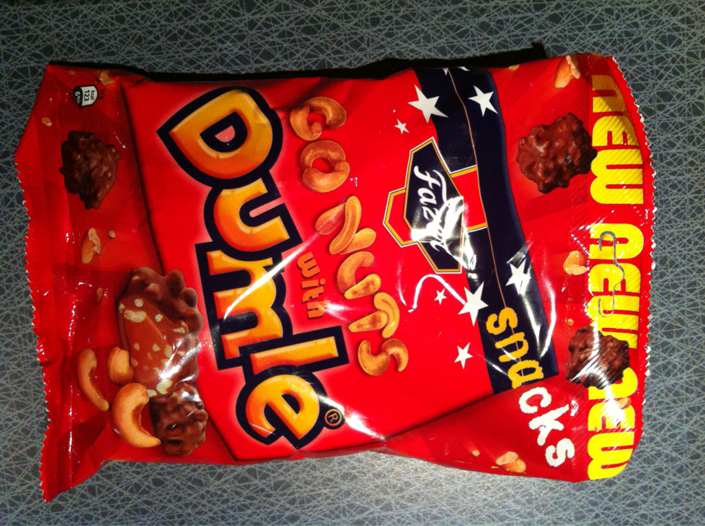 Dumle Snacks Go Nuts