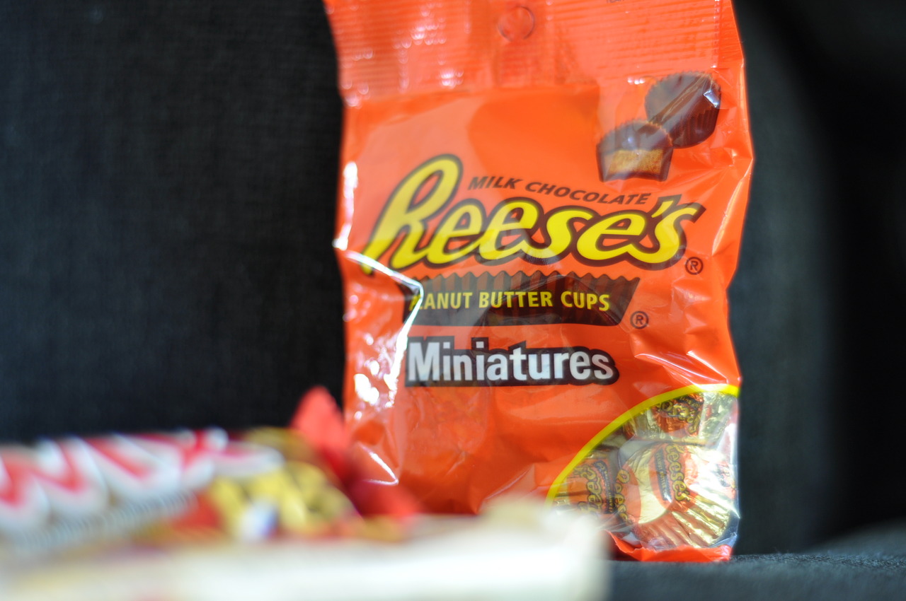 Reese’s Peanut Butter Cups Miniatures Reese’s Peanut butter cups Miniatures