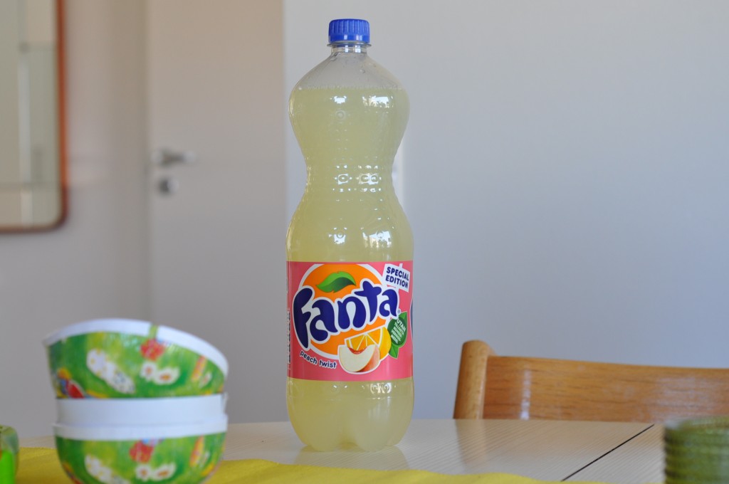 Fanta Peach Twist