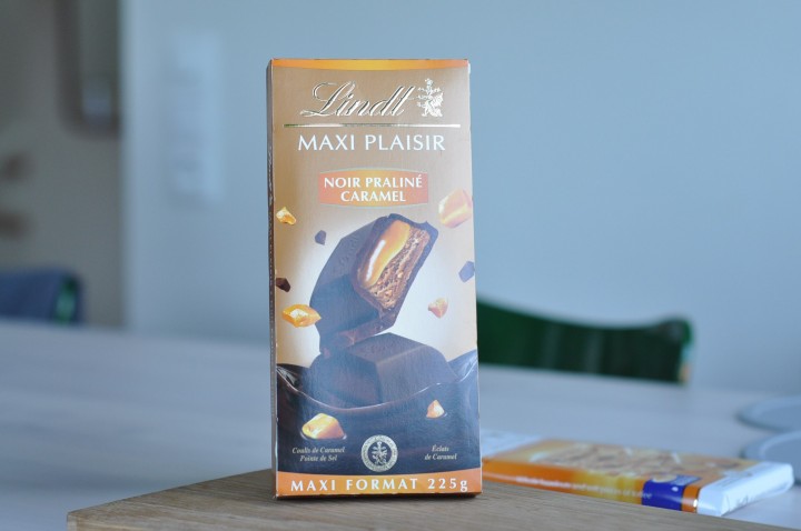 Lindt Maxi Plaisir Noir Praliné Caramel