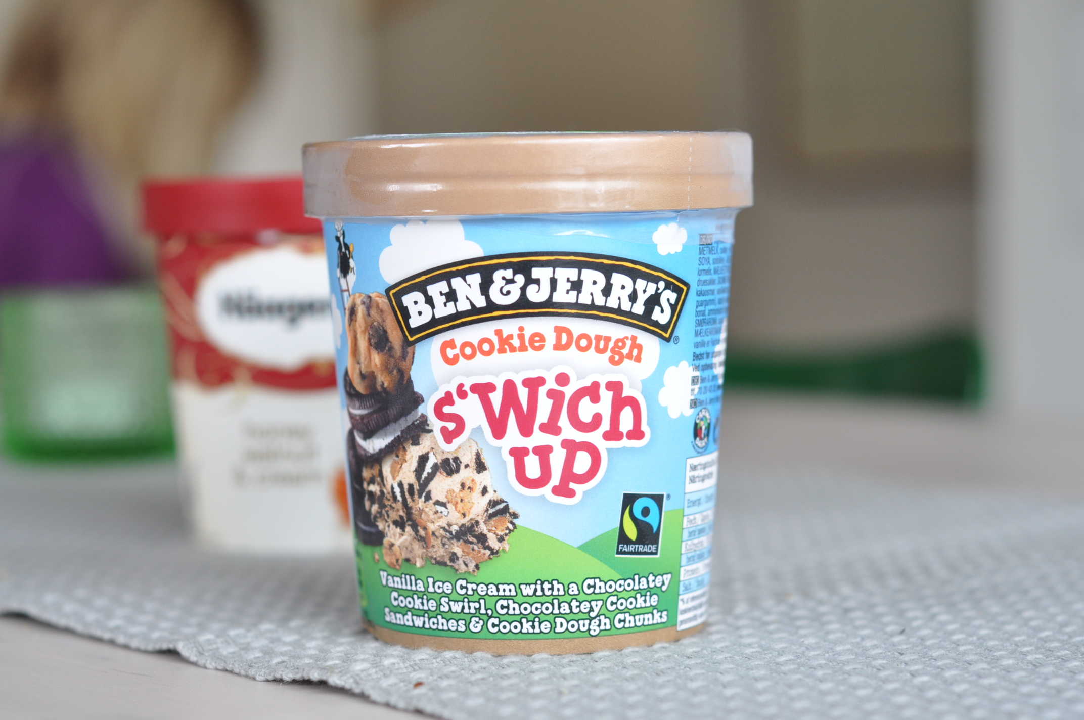 Ben & Jerry's Cookie Dough S'Wich Up Ben & Jerry's Cookie Dough S'Wich Up