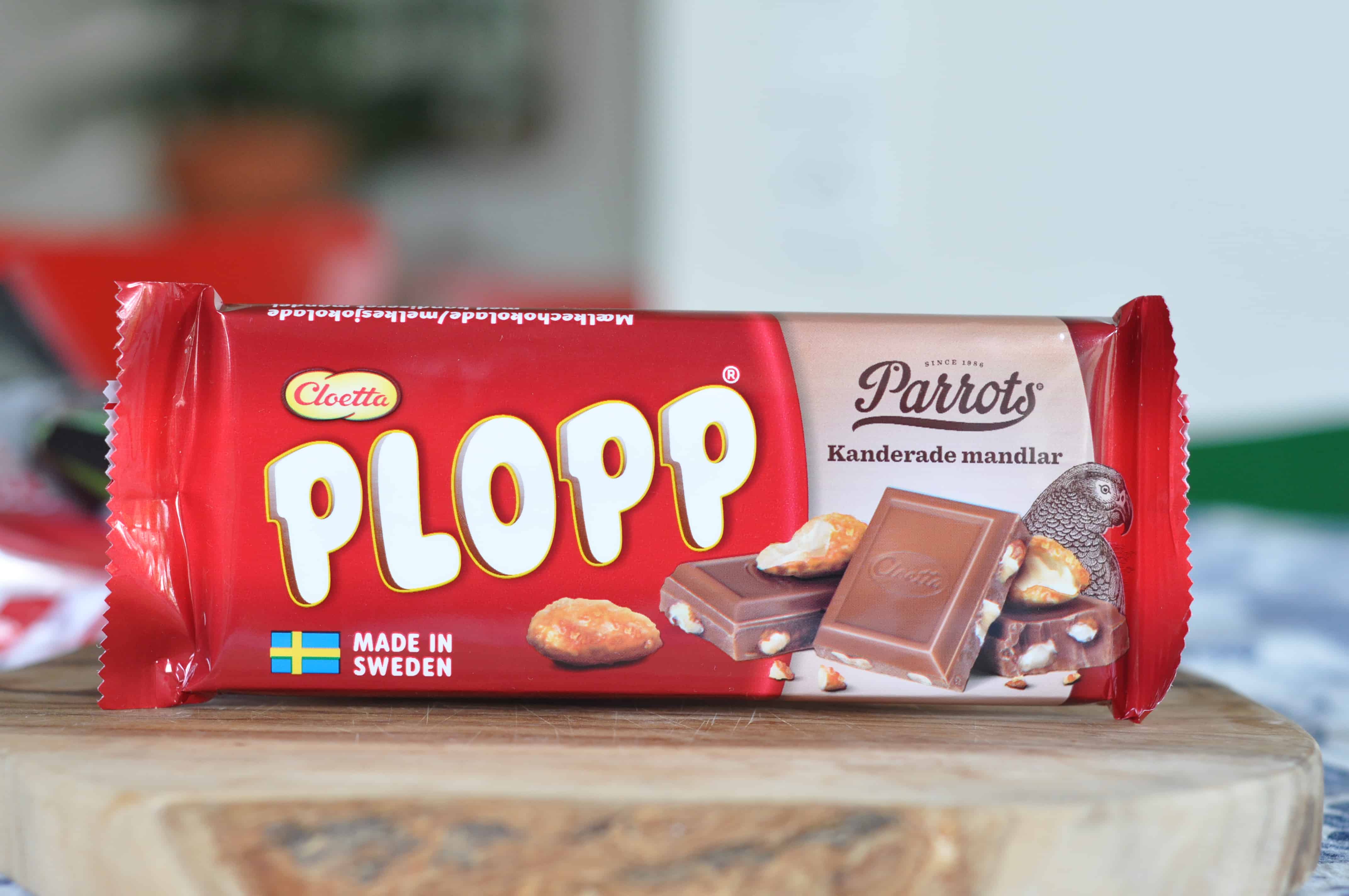 Plopp Mjölkchoklad Parrots Kanderade mandlar Plopp Mjölkchoklad Parrots Kanderade mandlar