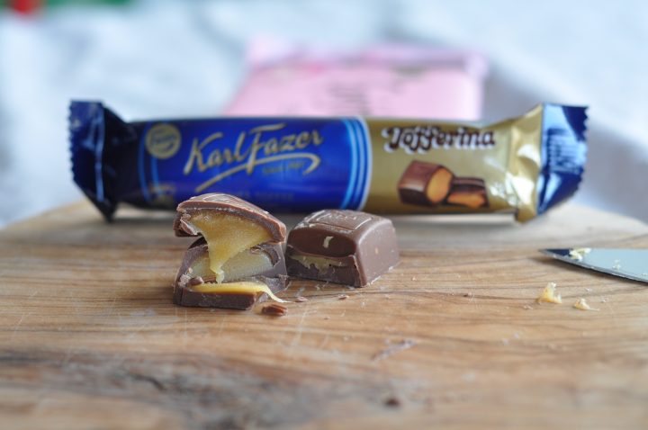 Karl-Fazer mjölkchoklad med Tofferina